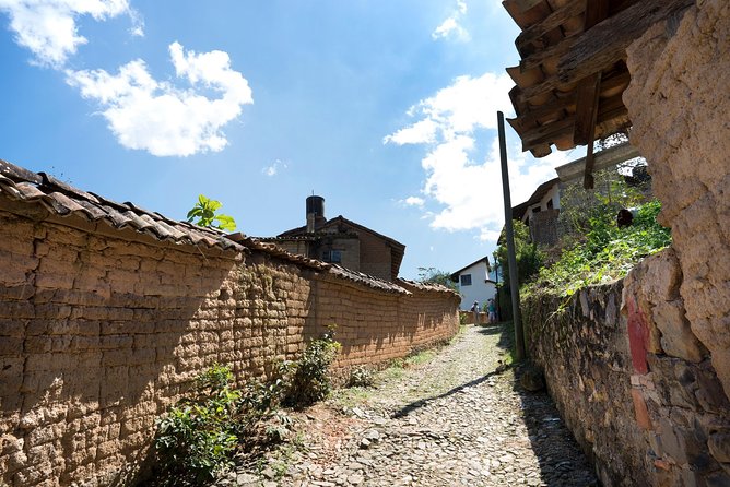 San Sebastian Tour - Walking through San Sebastian del Oeste