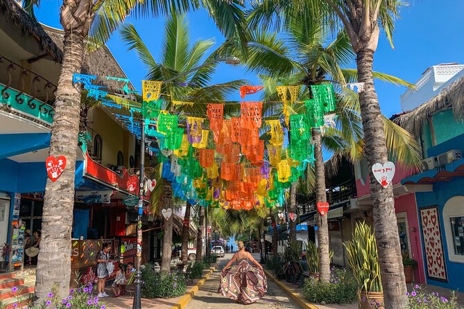 Sayulita City Photo Tour - Street art and architecture through town