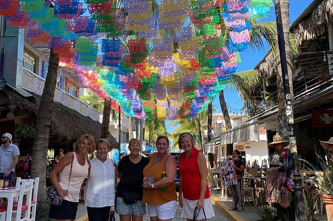 Sayulita Magical Town Tour: Local food, and chocolate. - Sayulita Farmers Market and Mercado del Pueblo