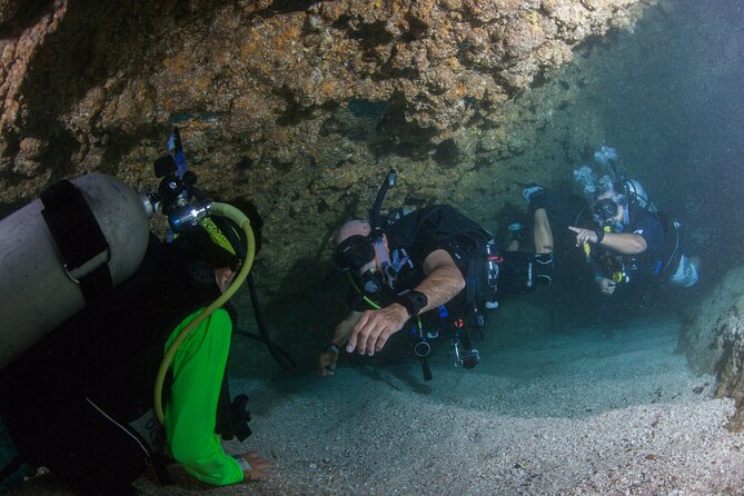 Scuba Diving Puerto Vallarta Undersea Arcos or Marietas - Who will get the most from this outing