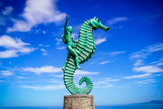 Signature City Tour: The Private Experience in Puerto Vallarta - The Malecon and downtown show two sides of Puerto Vallarta