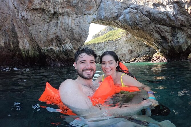 Snorkel & Playa nopalera • Small Group Tour • Punta Mita - Snorkeling with a guide beside you