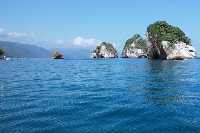 South Shore Private Sightseeing Cruise in Puerto Vallarta - Setting out from Marina Los Peines