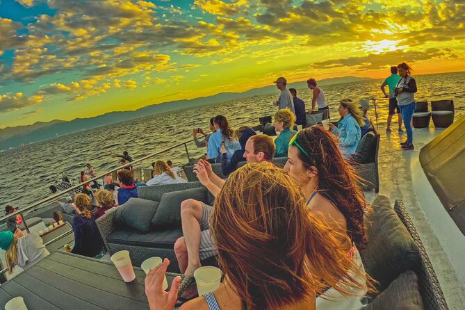 Sunsets and Whales Mega Yachts ALL INCLUSIVE: Puerto Vallarta - Is $80 a Fair Price?