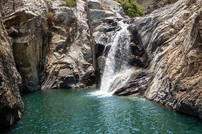 Waterfall in the jungle of Puerto Vallarta - Key details to know before you go