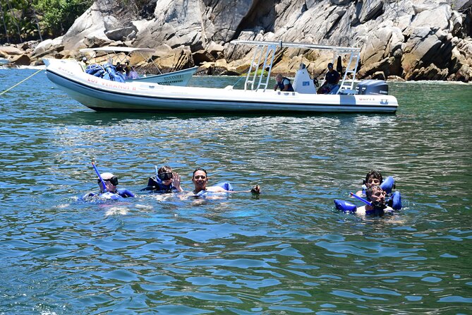 Yelapa Escape & Snorkeling in Puerto Vallarta by Speedboat - Snorkeling in the bay